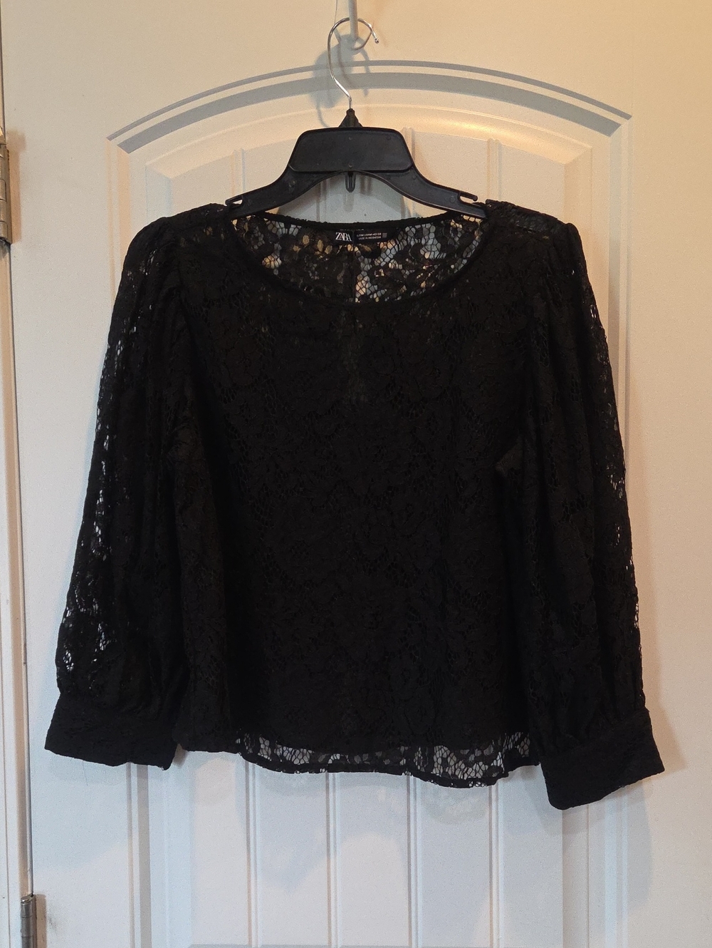 Zara Black Floral Lace Balloon-Sleeve Blouse